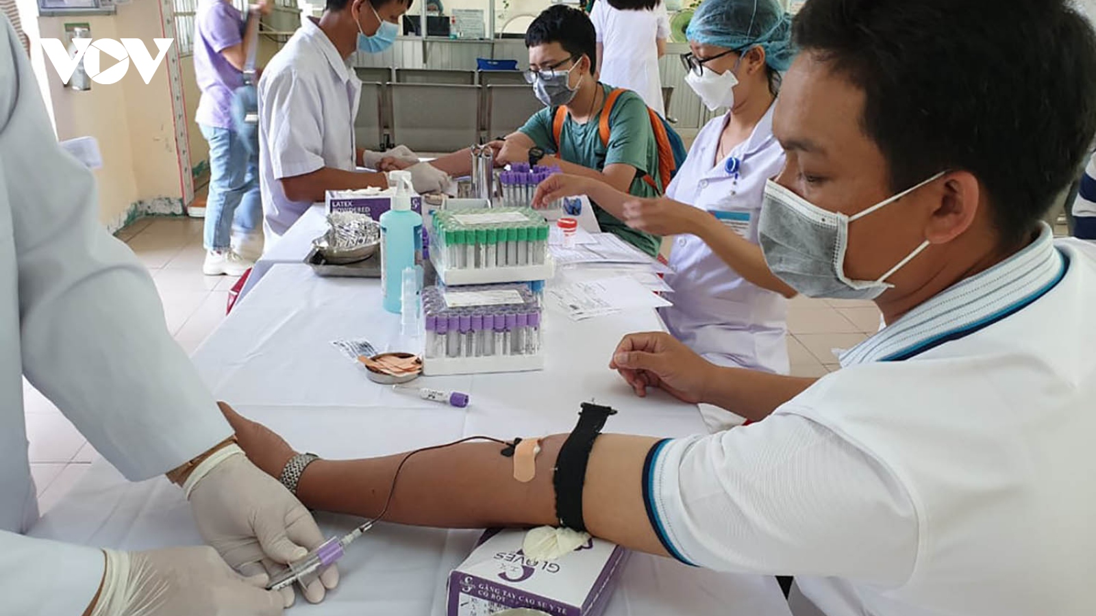 Bệnh nhân Covid-19 đã khỏi bệnh được chăm sóc sức khỏe miễn phí