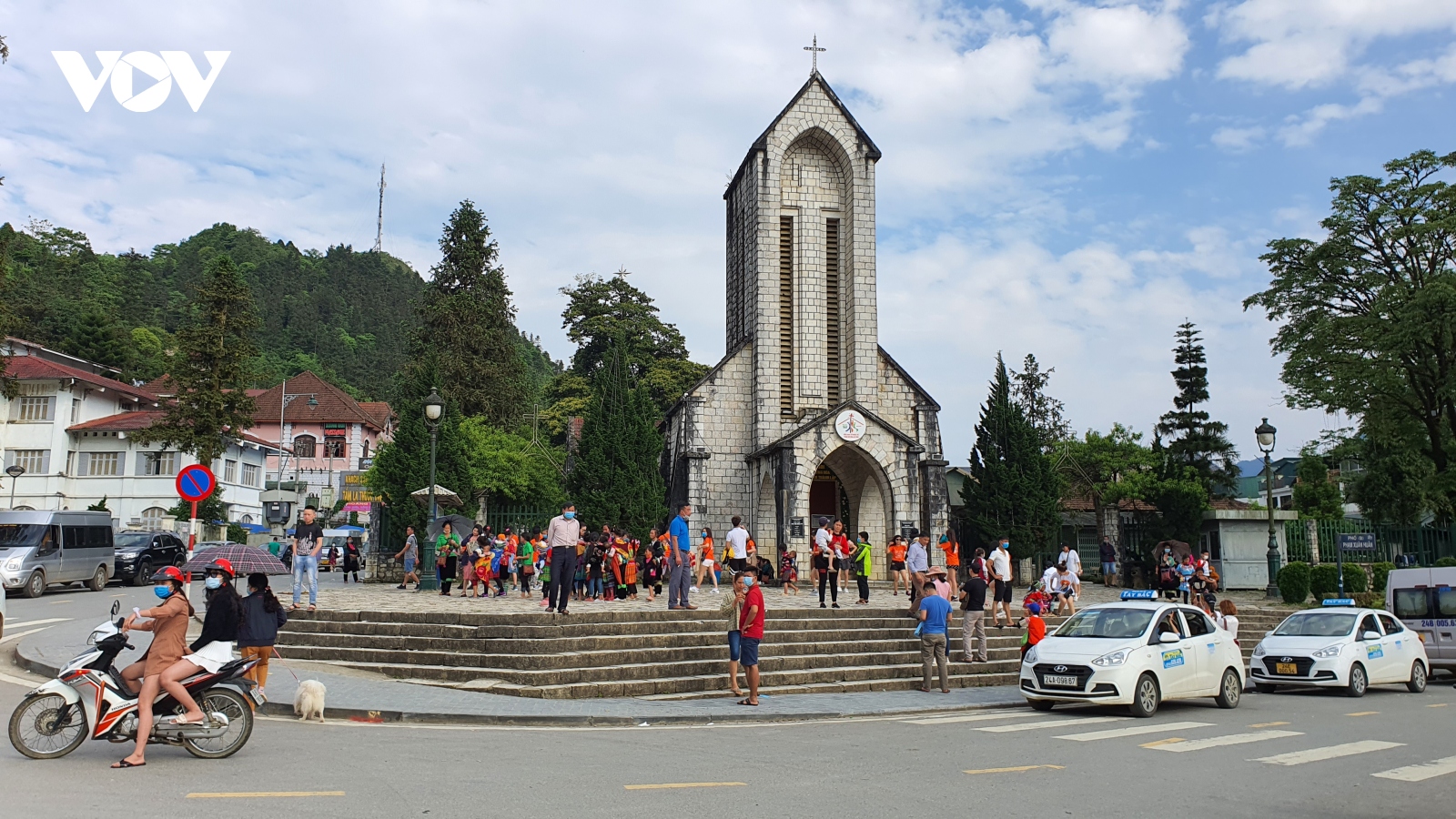 Các tỉnh Tây Bắc căng mình phòng chống dịch Covid-19 trong ngày đầu nghỉ lễ