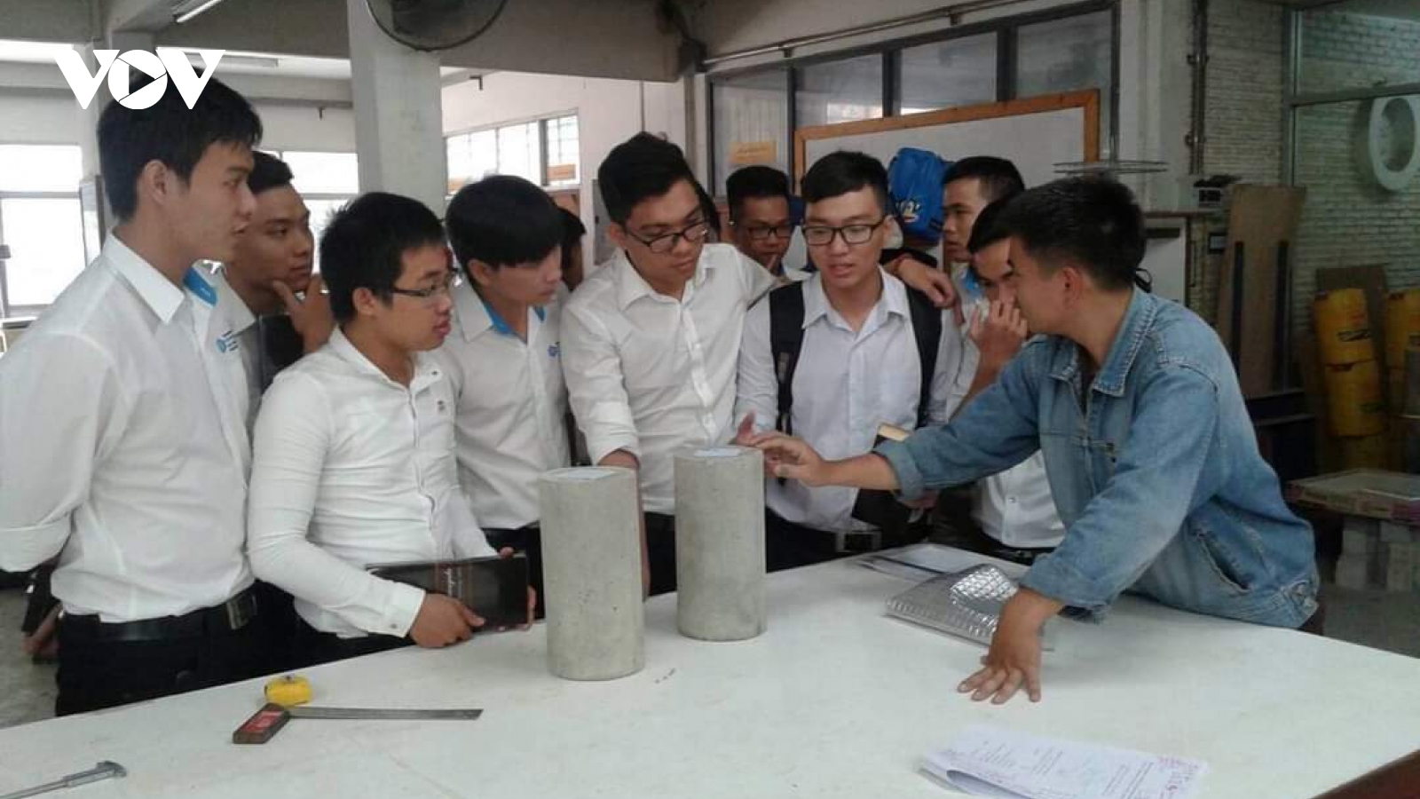 Trường đại học đầu tiên ở TPHCM cho sinh viên học online do có liên quan đến BN 2901