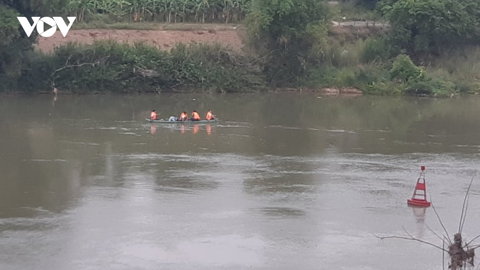 Một học sinh lớp 10 ở Quảng Nam nhảy cầu mất tích