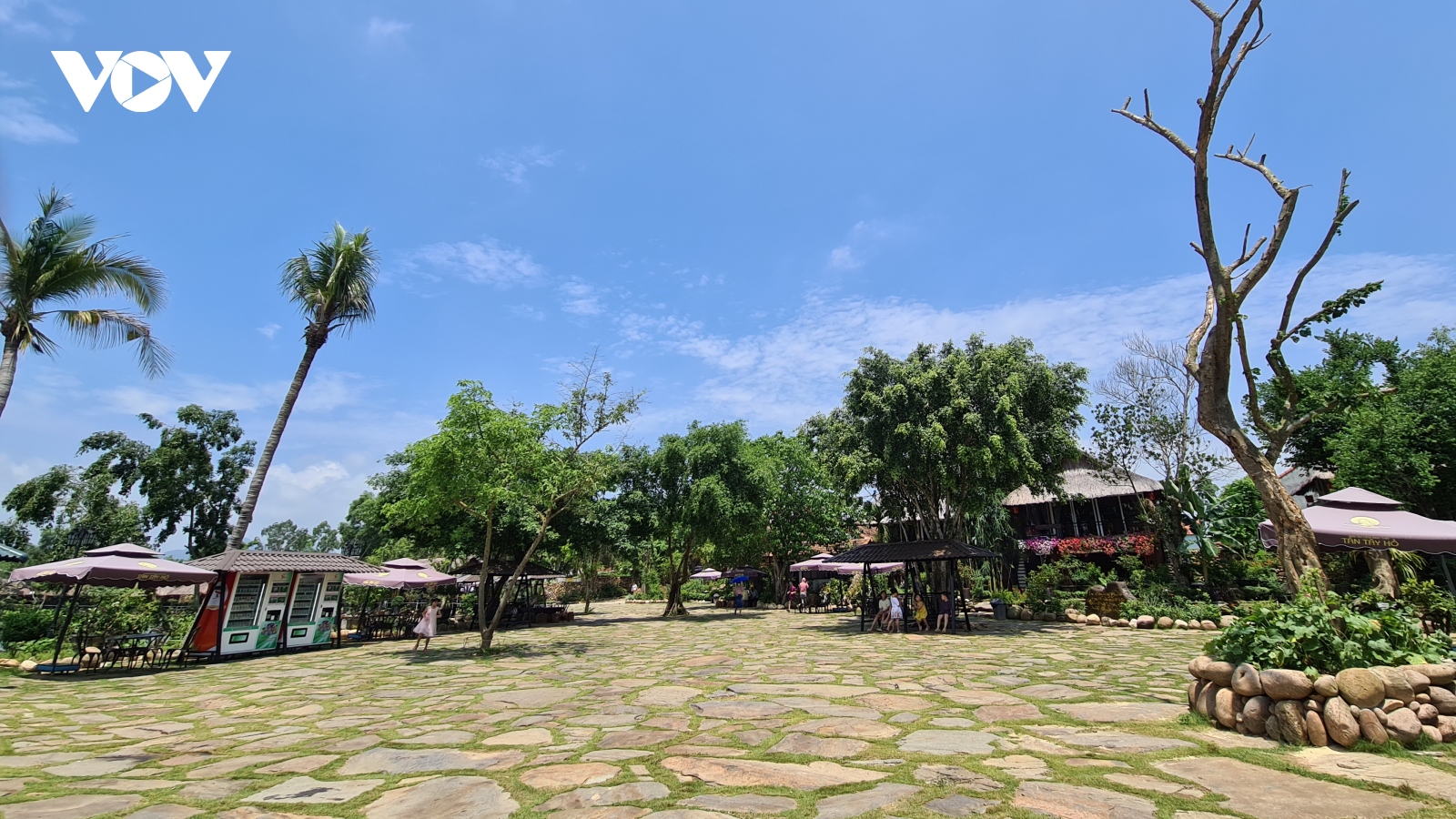 Quảng Bình tạm dừng các hoạt động tham quan, du lịch tại một số điểm đến