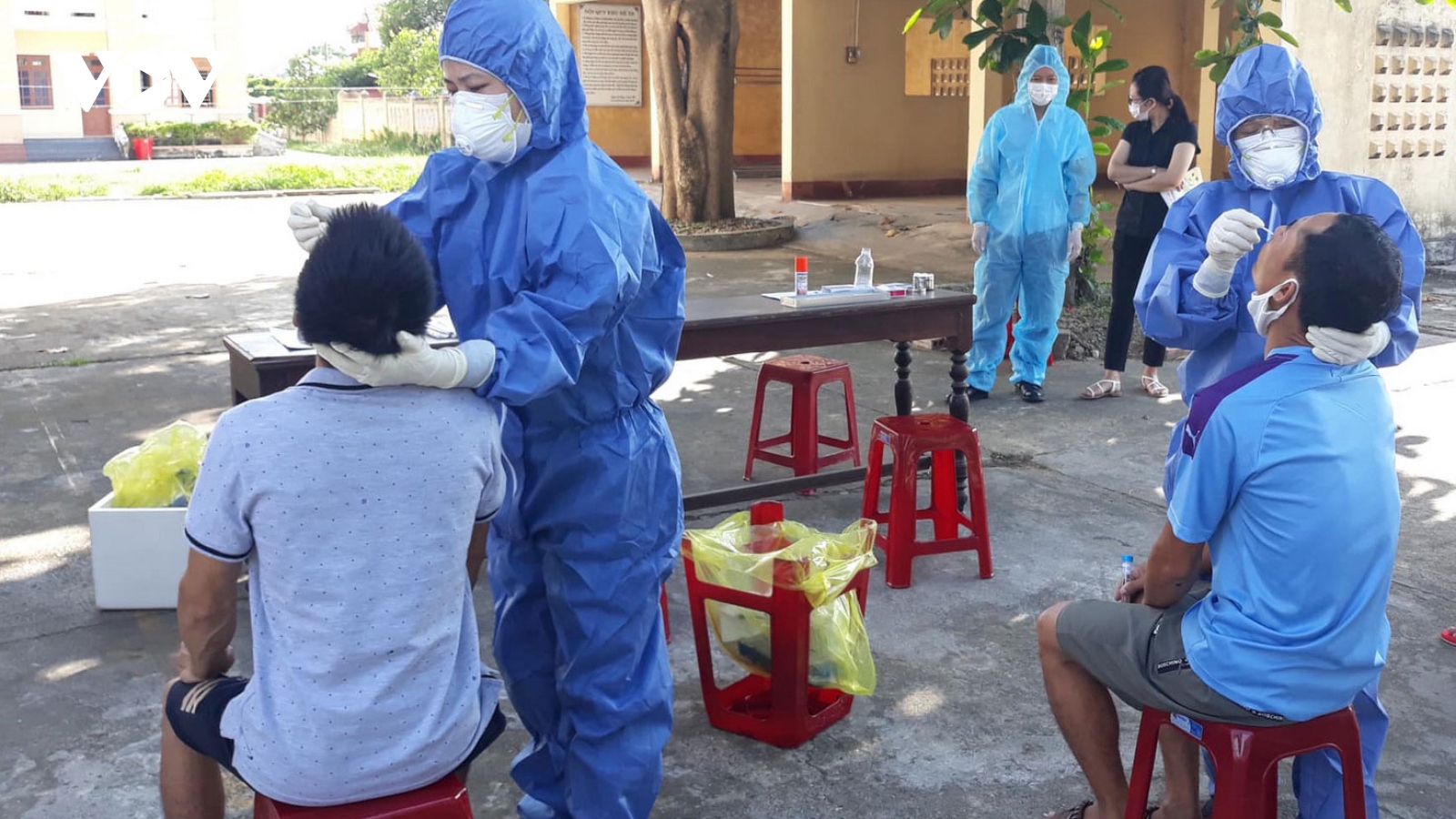 Quảng Bình khẩn trương truy vết các trường hợp liên quan đến ca nghi mắc Covid-19