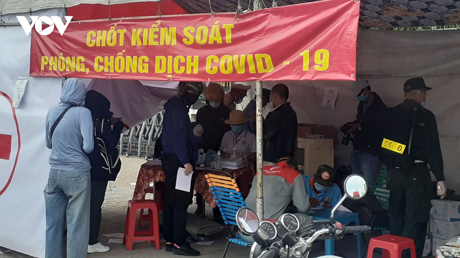 Đồng Nai yêu cầu người từ TP.HCM, Bình Dương về phải có xét nghiệm âm tính