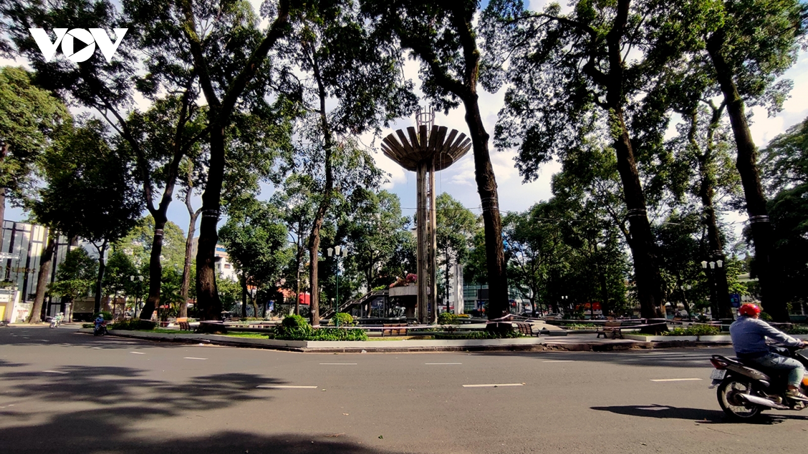 TP.HCM: Không tụ tập từ 10 người trở lên ngoài phạm vi công sở