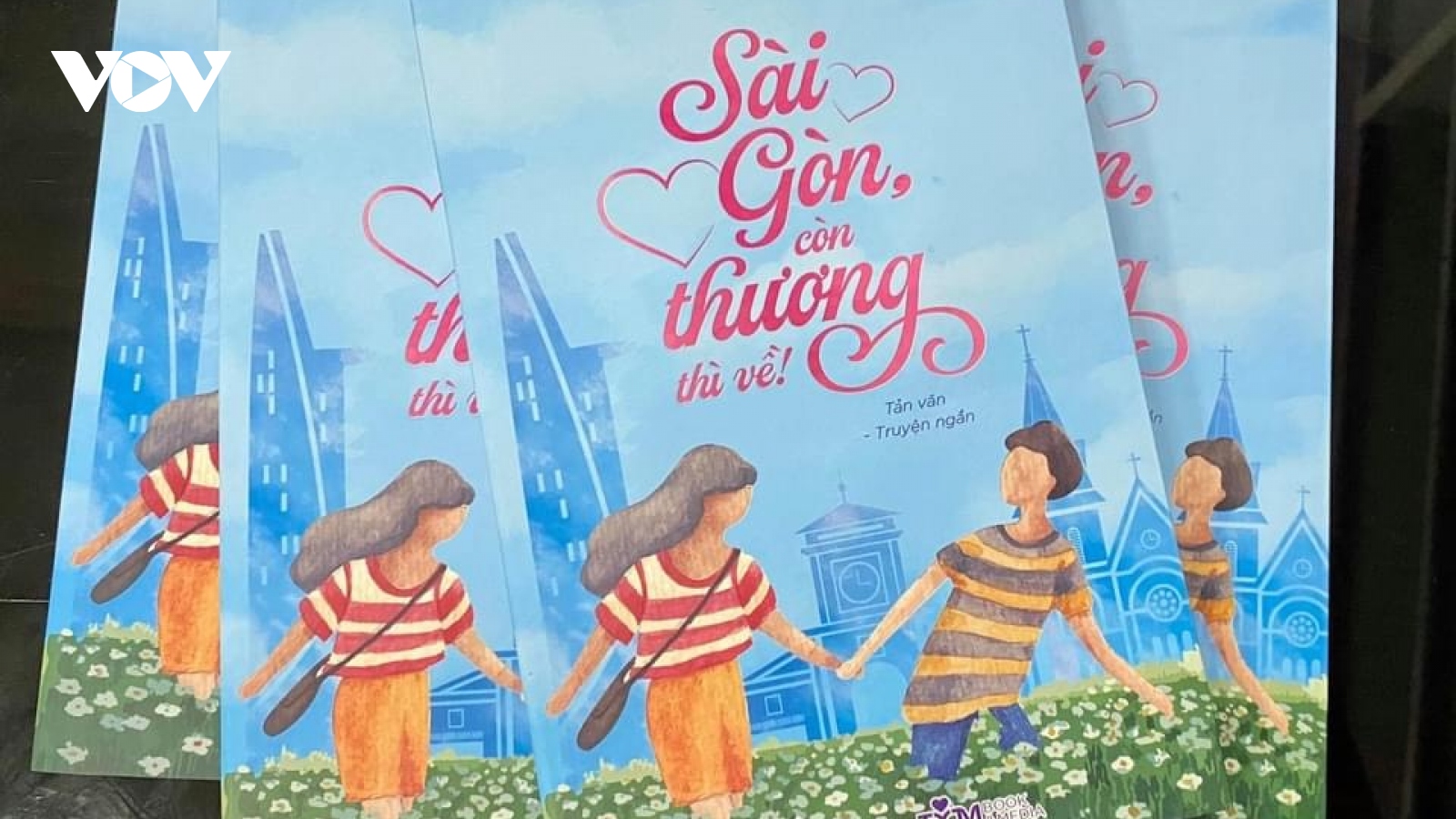 “Sài Gòn còn thương thì về” - chữ "thương" trên từng trang viết của nhà văn trẻ