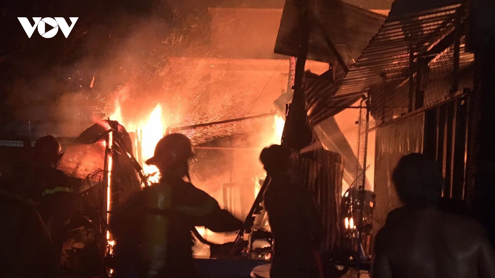 Cháy nhà trong hẻm ở TP.HCM, một phụ nữ tử vong