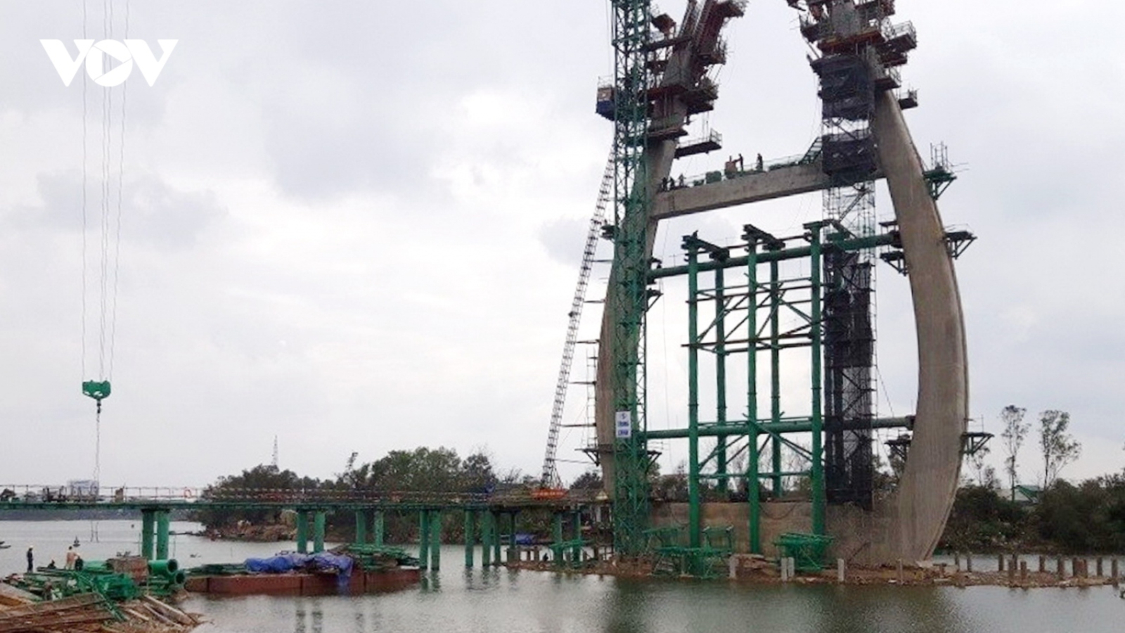 Tổng thu ngân sách tỉnh Quảng Trị 6 tháng đầu năm gần bằng dự toán cả năm