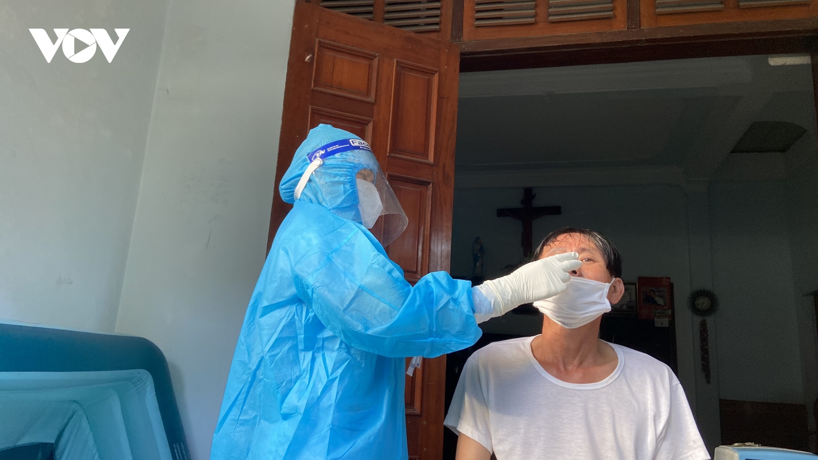 Hà Tĩnh có thêm 2 trường hợp mắc COVID-19 liên quan đến chùm ca bệnh ở huyện Thạch Hà