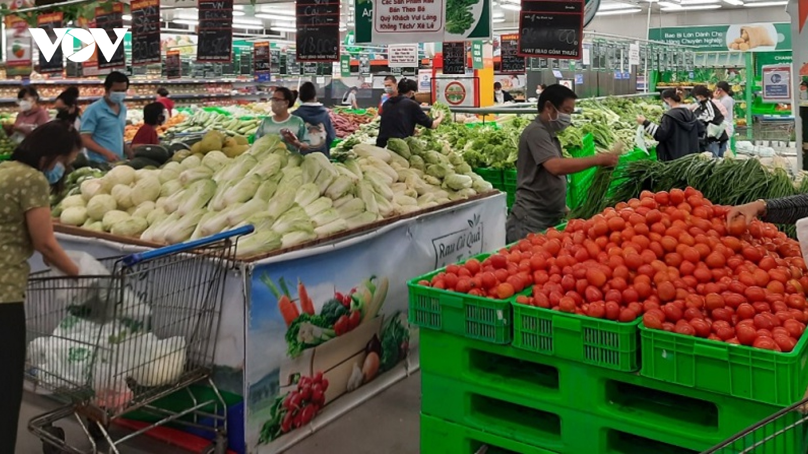 Người dân TP.HCM lại tập trung mua hàng dự trữ