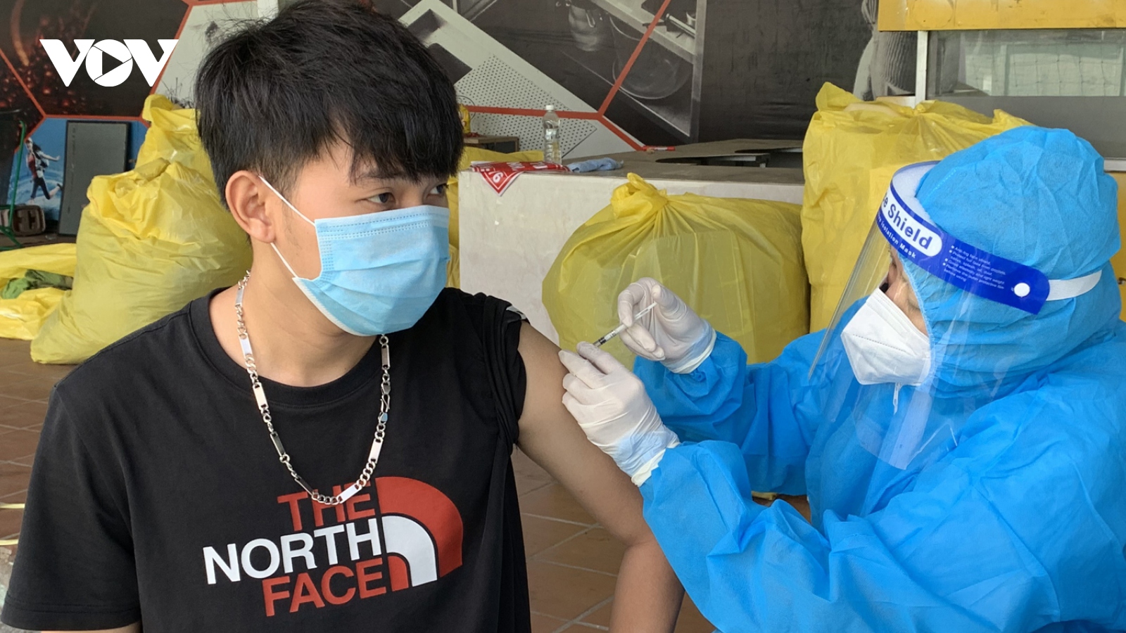 TP.HCM lo thiếu vaccine ngừa Covid-19 từ sau ngày 9/8