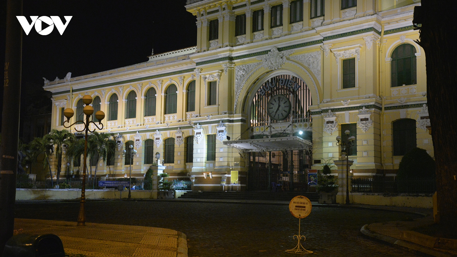 TP.HCM hướng dẫn tiếp tục thực hiện Chỉ thị 16 thêm 2 tuần