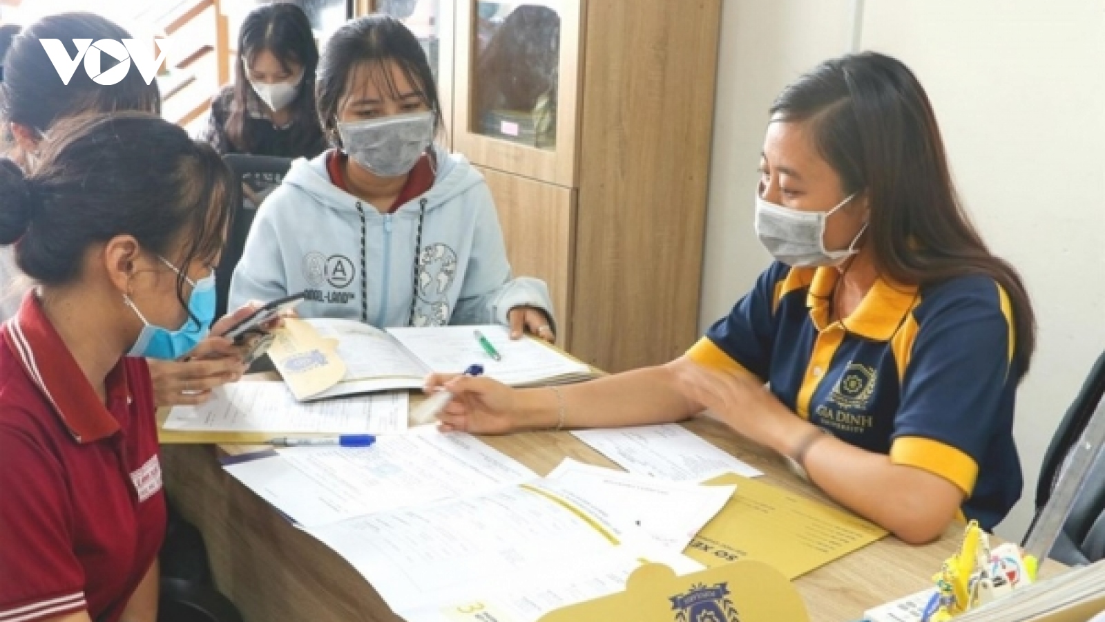 Nhiều trường đại học tại TP.HCM cho xét tuyển bổ sung 