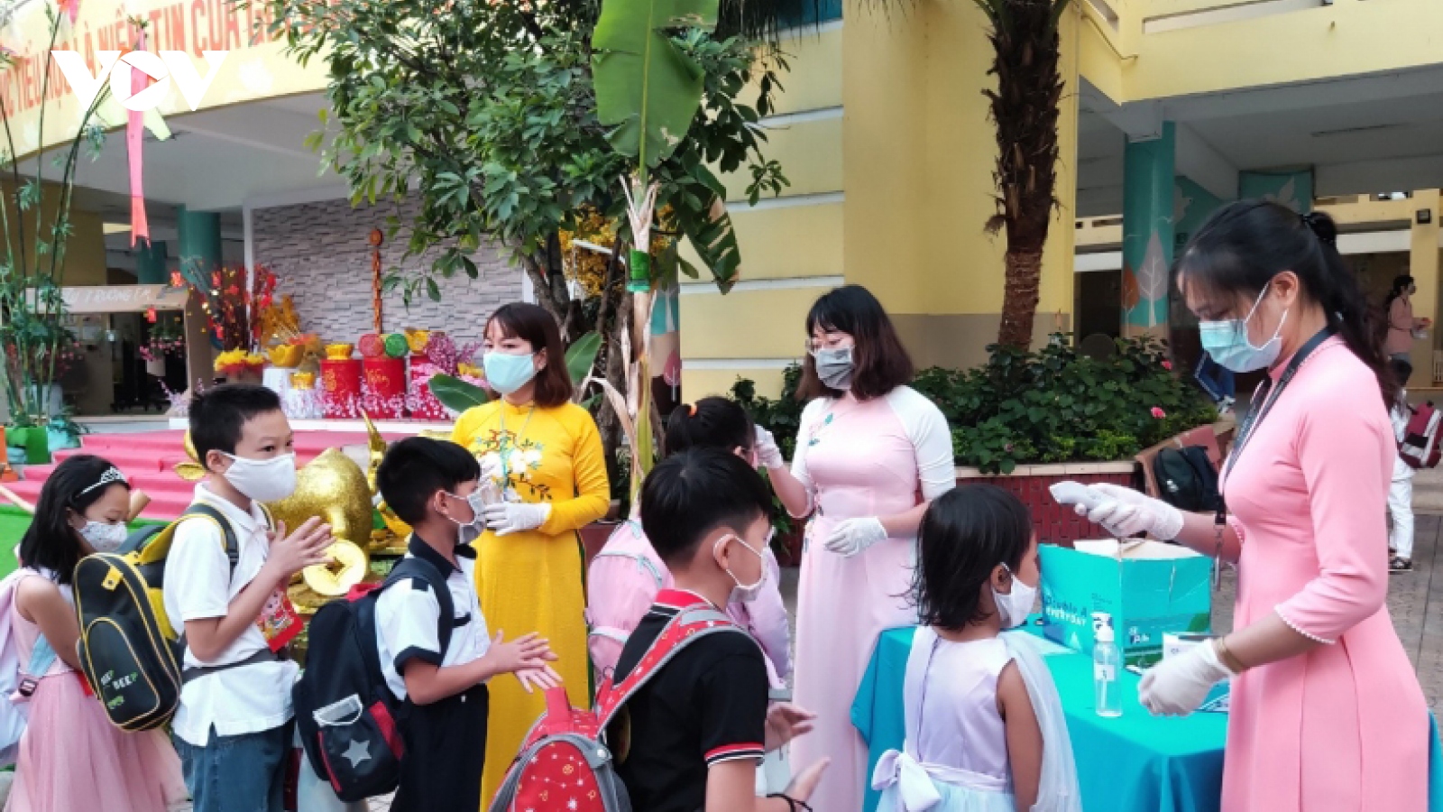 TP.HCM đề xuất chi 427 tỷ đồng hỗ trợ học phí cho hơn 1,6 triệu học sinh 