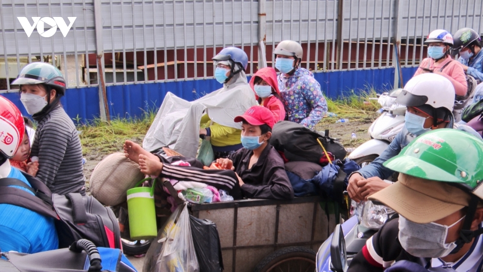 Người dân An Giang về quê tự phát là F0 không cách ly điều trị tại nhà