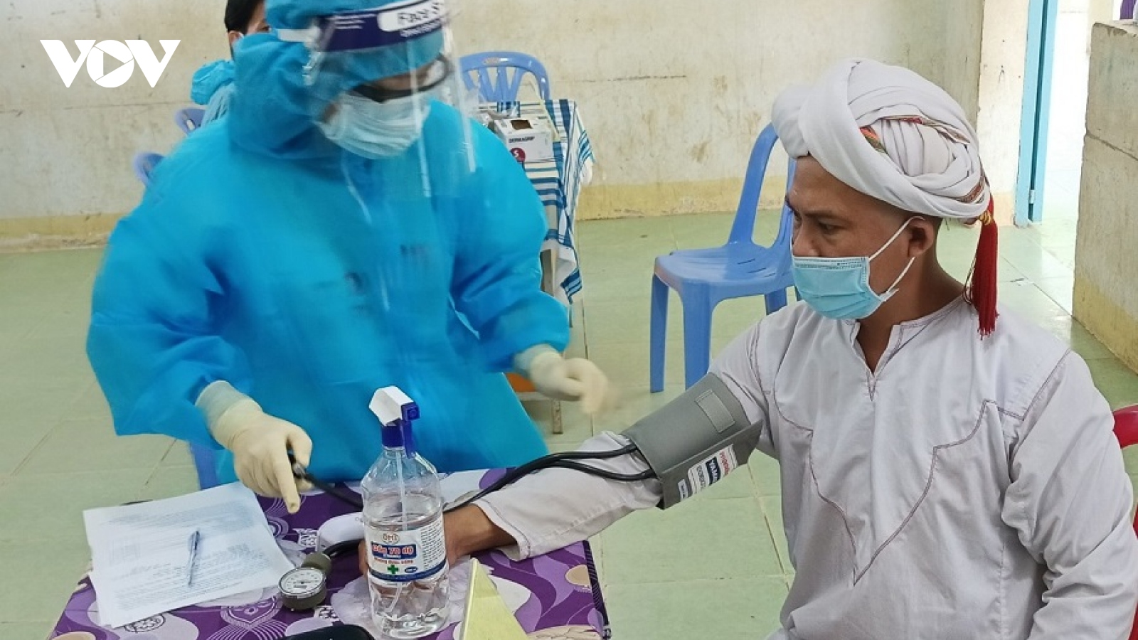 Bình Thuận lập lại chốt kiểm soát dịch COVID-19 tại “vùng đỏ”, “vùng cam”