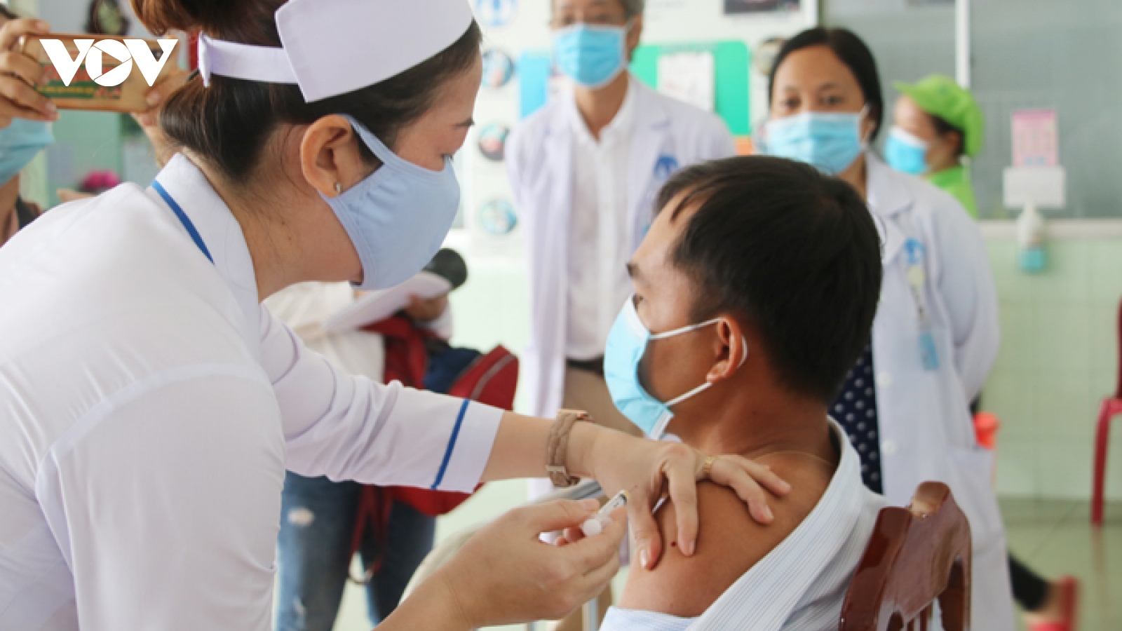 Số ca mắc mới vẫn cao, ĐBSCL đẩy nhanh tiêm vaccine cho toàn dân