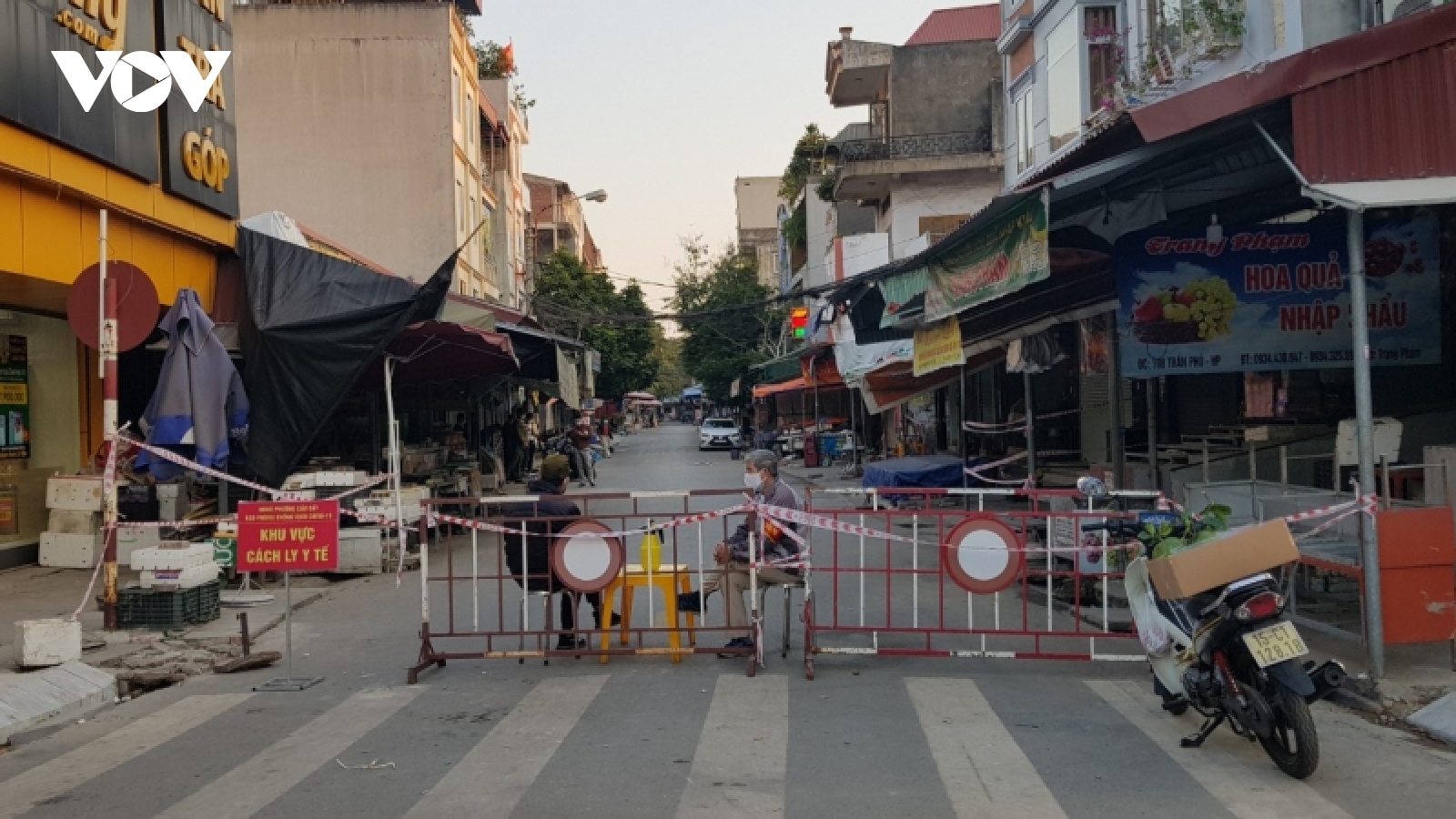 Truy vết các trường hợp tiếp xúc 8 cô gái làm nghề tự do mắc Covid-19 ở Đồ Sơn