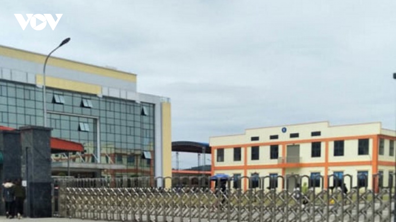 Thanh Hoá ghi nhận thêm 15 ca dương tính Covid-19 tại ổ dịch Công ty giày Kim Việt