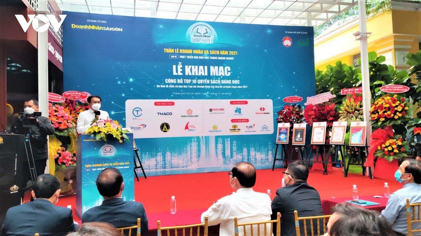 Bình chọn 100 quyển sách đáng có trong tủ sách doanh nghiệp