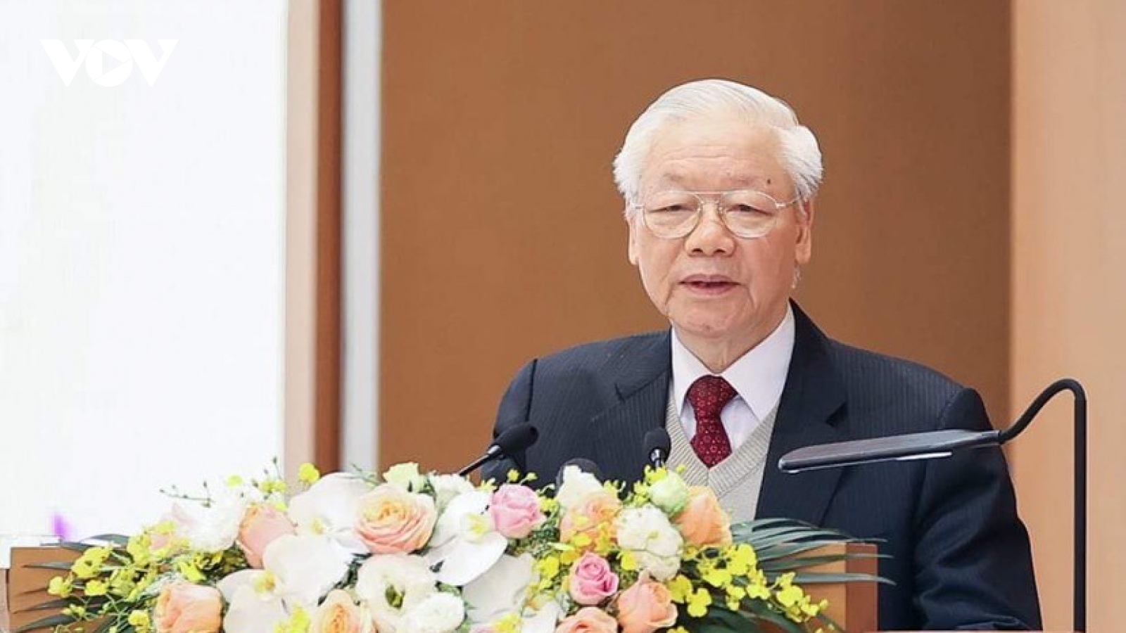 Tổng Bí thư: Tập trung thực hiện hiệu quả phục hồi kinh tế, kiểm soát lạm phát