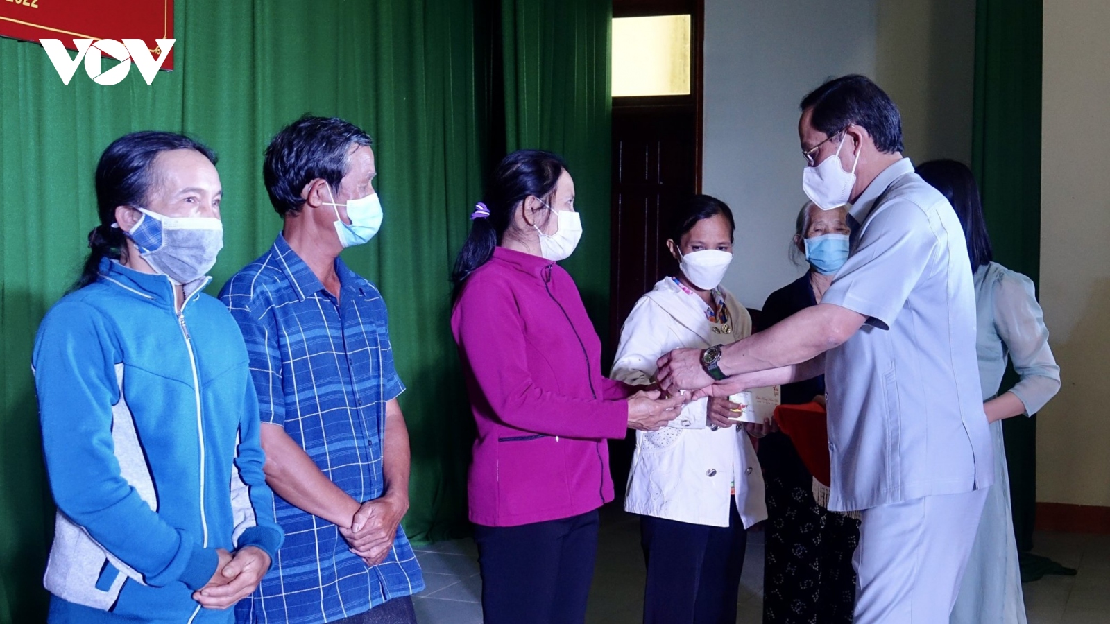 Phó Chủ tịch Quốc hội Trần Quang Phương thăm chúc Tết tại Quảng Ngãi