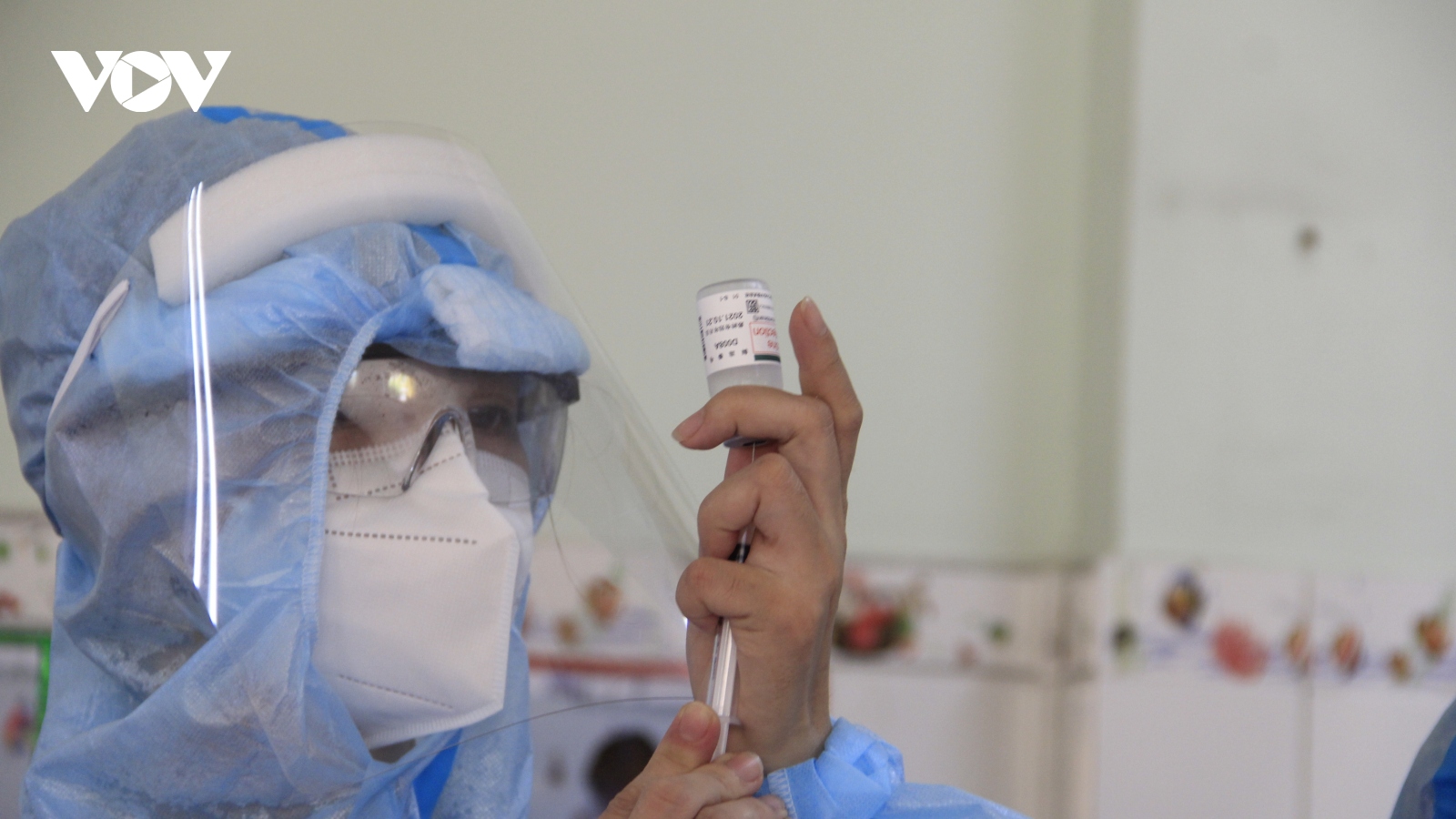 Nguyên nhân khiến một số địa phương từ chối nhận và tiêm chậm vaccine COVID-19