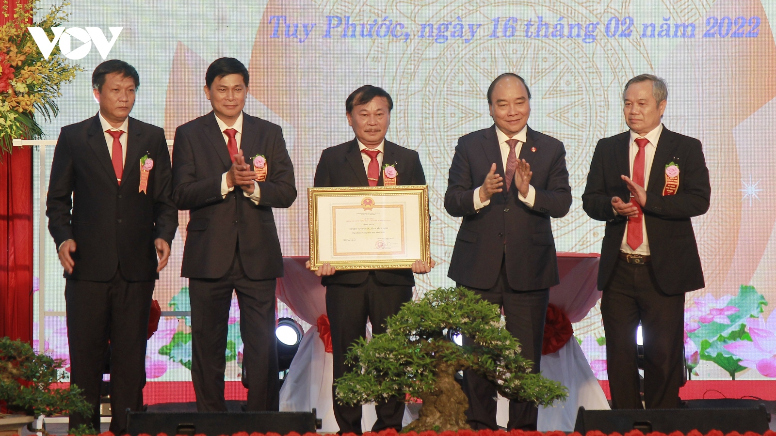 Chủ tịch nước dự Lễ công bố huyện Tuy Phước đạt chuẩn nông thôn mới