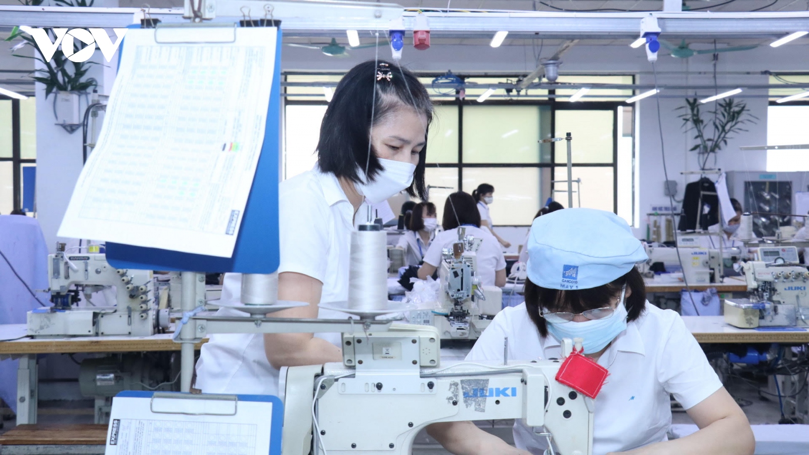 Tăng giờ làm thêm cần đảm bảo sức khỏe và chất lượng nguồn nhân lực