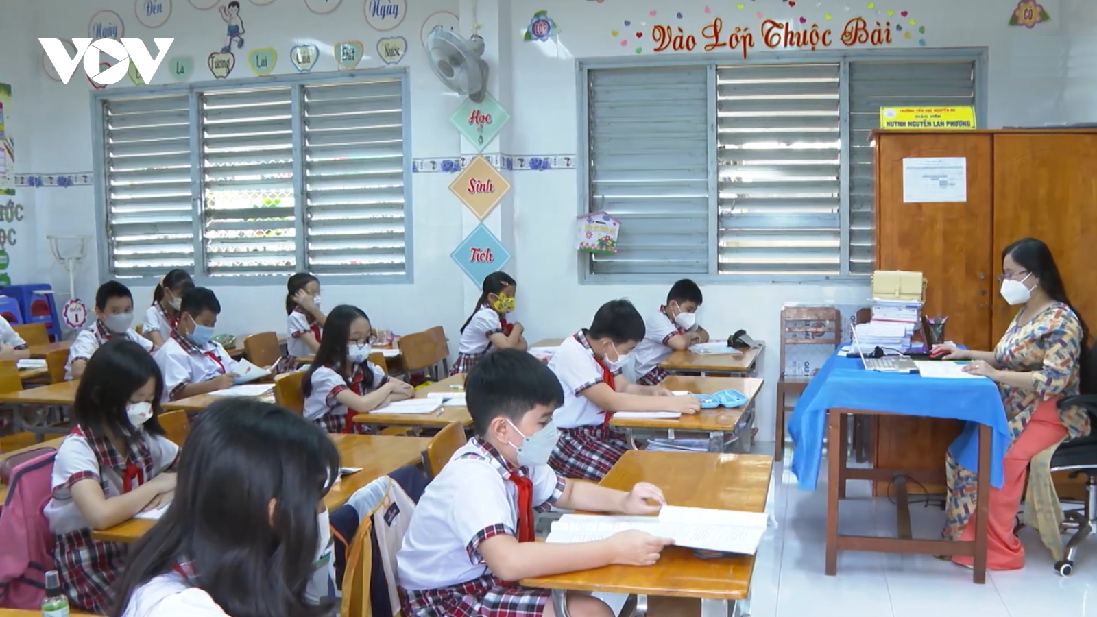 Vĩnh Long nỗ lực duy trì việc dạy và học trực tiếp tại trường