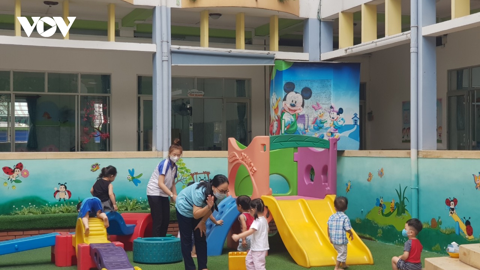 TP.HCM cho phép phụ huynh xét nghiệm nhanh cho con trước khi quay lại trường học