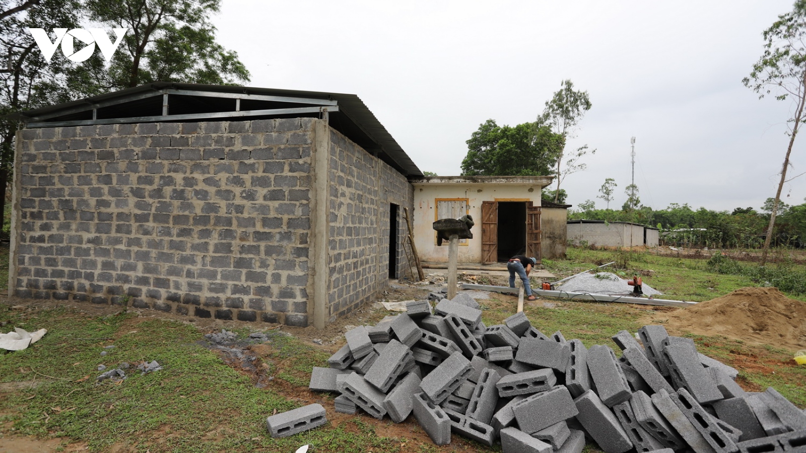 Ai chịu trách nhiệm khi dân xây nhà "đón đầu" đền bù dự án cao tốc Bắc - Nam?