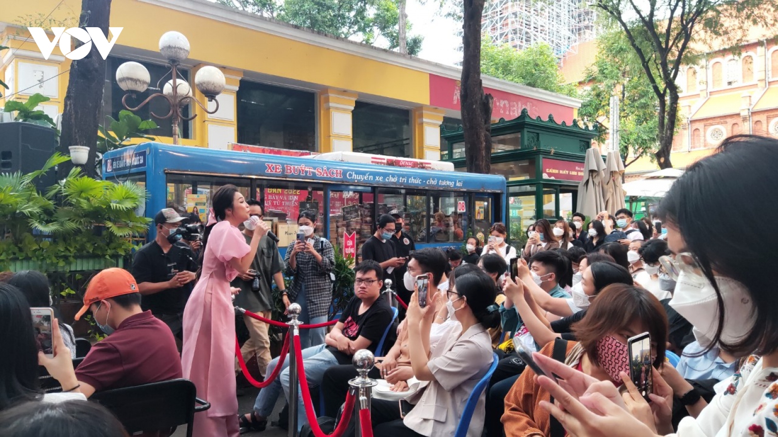 Nhiều thế hệ yêu nhạc cùng tưởng nhớ cố nhạc sĩ Trịnh Công Sơn