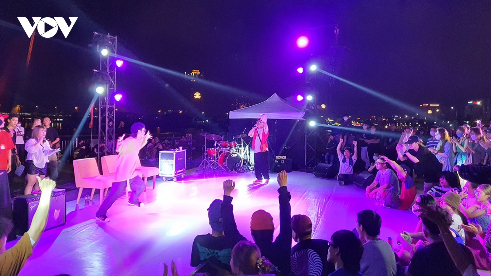 Khai mạc chương trình “Light up Đà Nẵng”