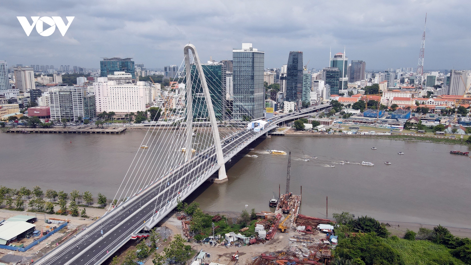 Phó Thủ tướng Lê Minh Khái dự khánh thành cầu Thủ Thiêm 2