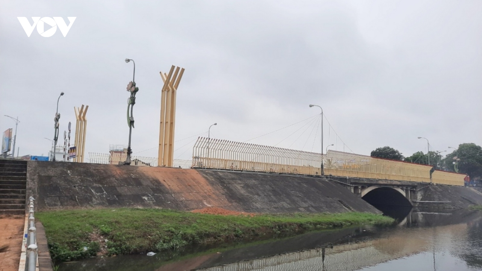 Quảng Trị điều chỉnh phần trang trí cầu Đại An