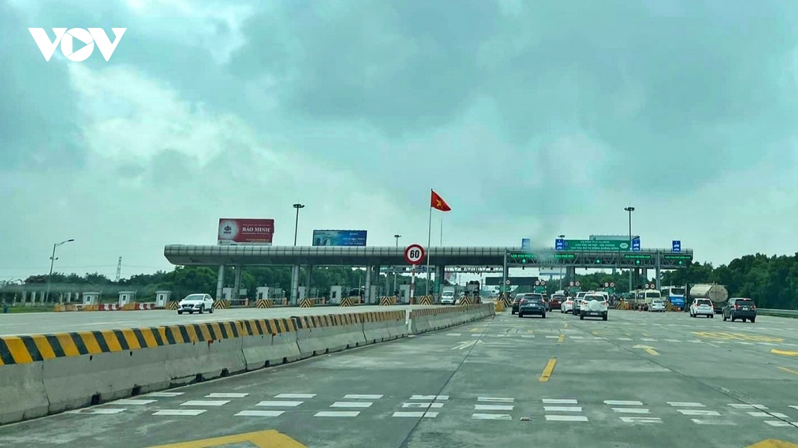 Từ hôm nay (1/6), chỉ thu phí không dừng trên cao tốc Hà Nội - Hải Phòng
