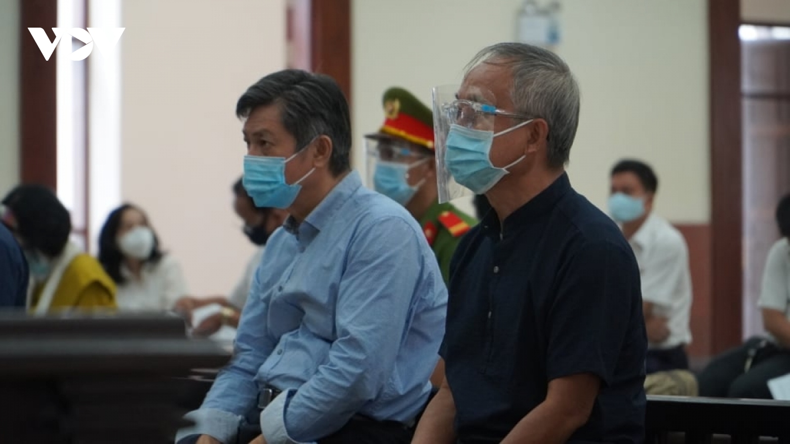 TP.HCM khai trừ 7 đảng viên, cách chức 1 đảng viên vì liên quan đến các vụ án