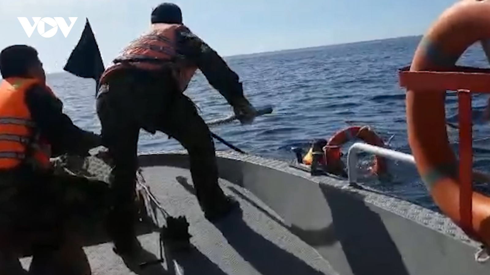 Bắt tàu chở hàng tông chìm tàu cá khiến 3 ngư dân tử vong ở Quảng Nam