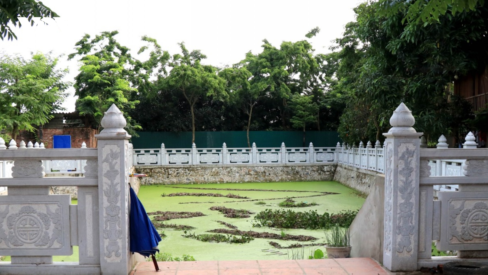 Ngã xuống ao, hai cháu nhỏ đuối nước thương tâm ở Bắc Ninh