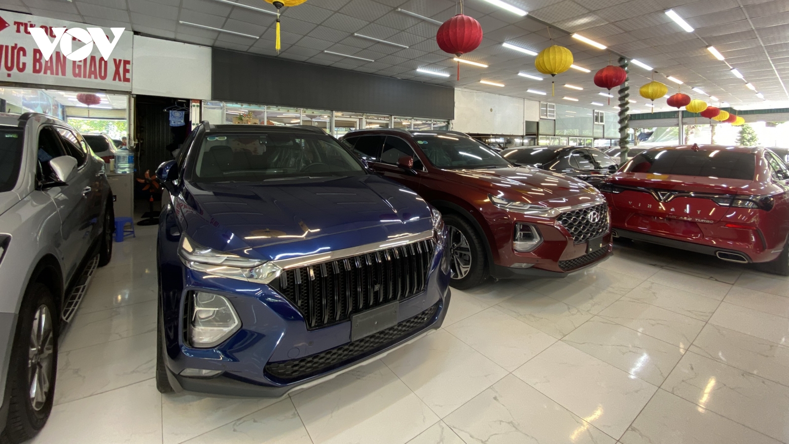 Thị trường ô tô cũ ảm đạm, khó khăn đủ đường