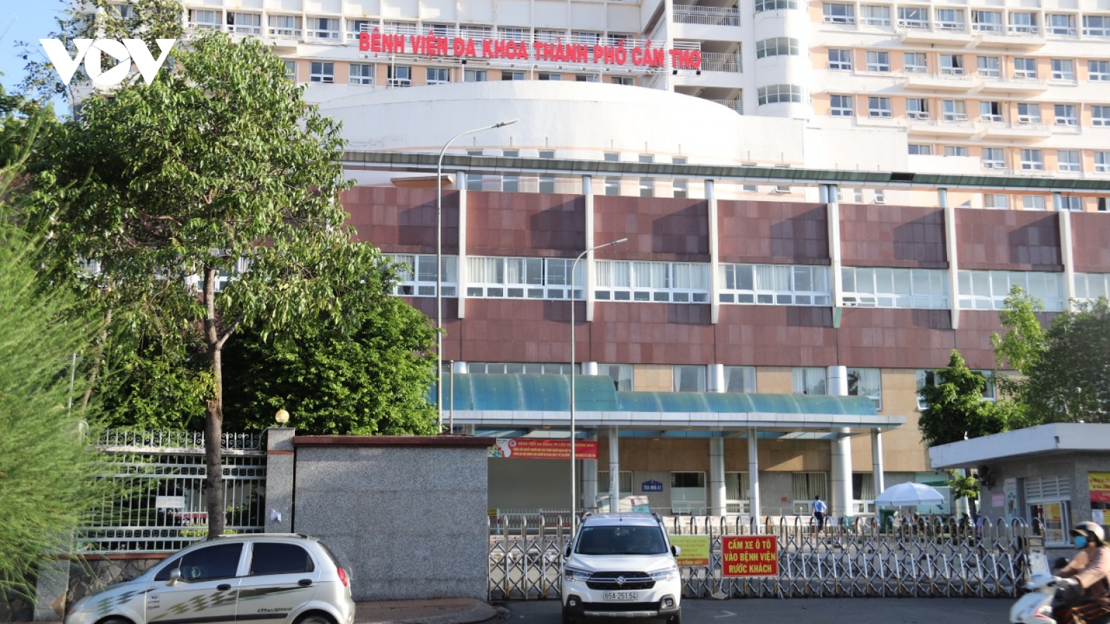 Một số bệnh viện ở Cần Thơ thiếu thuốc