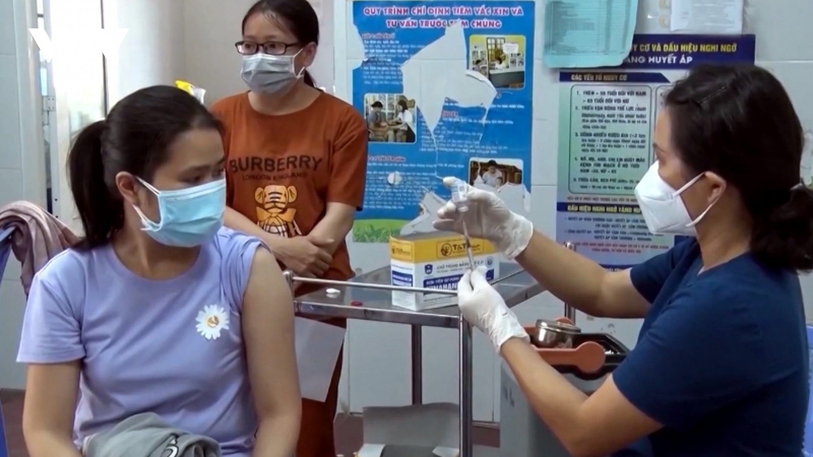 Số người tiêm vacicne ngừa Covid-19 tại ĐBSCL tăng đáng kể