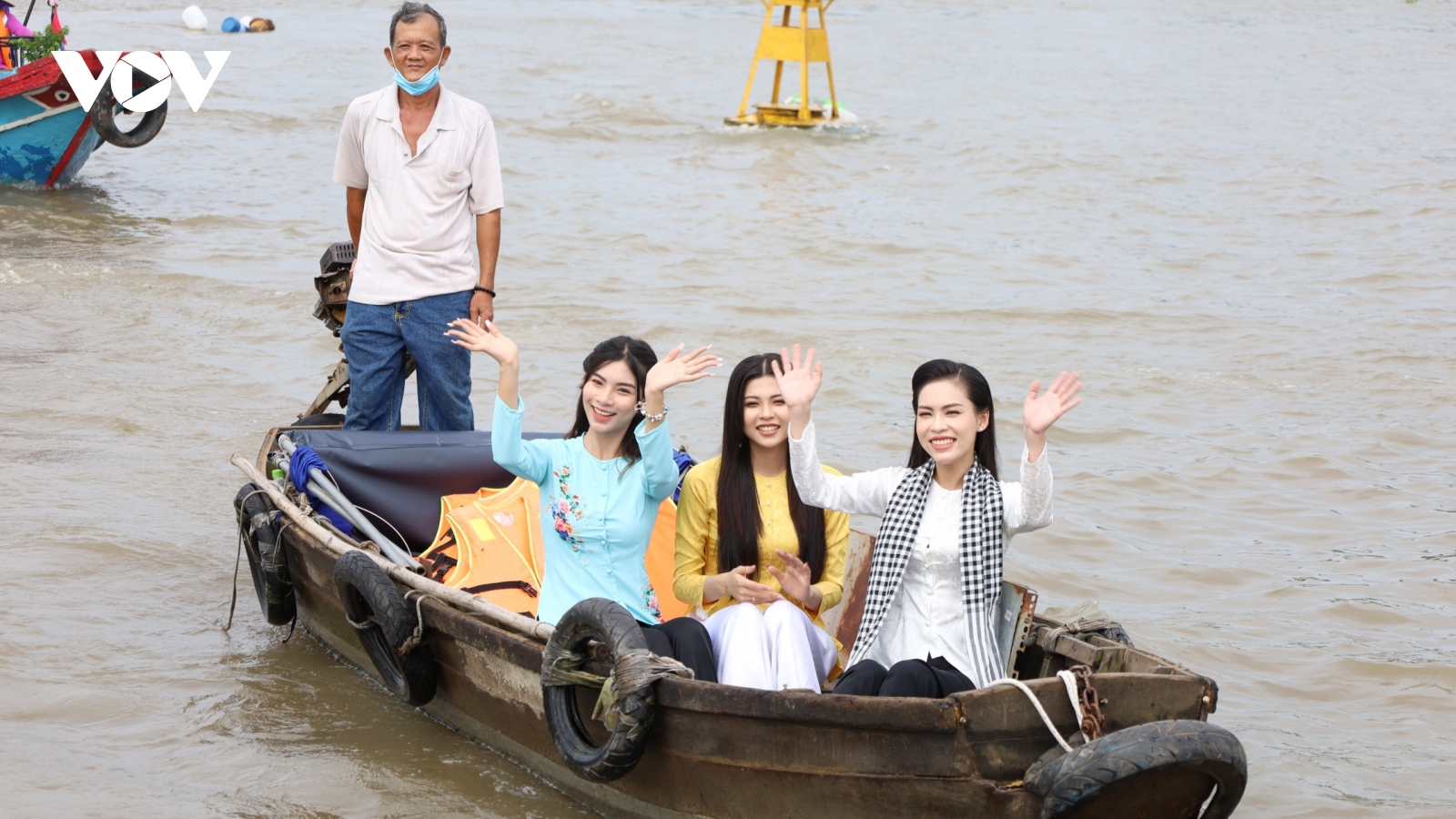 Rộn ràng Ngày hội Du lịch “Văn hóa chợ nổi Cái Răng” năm 2022