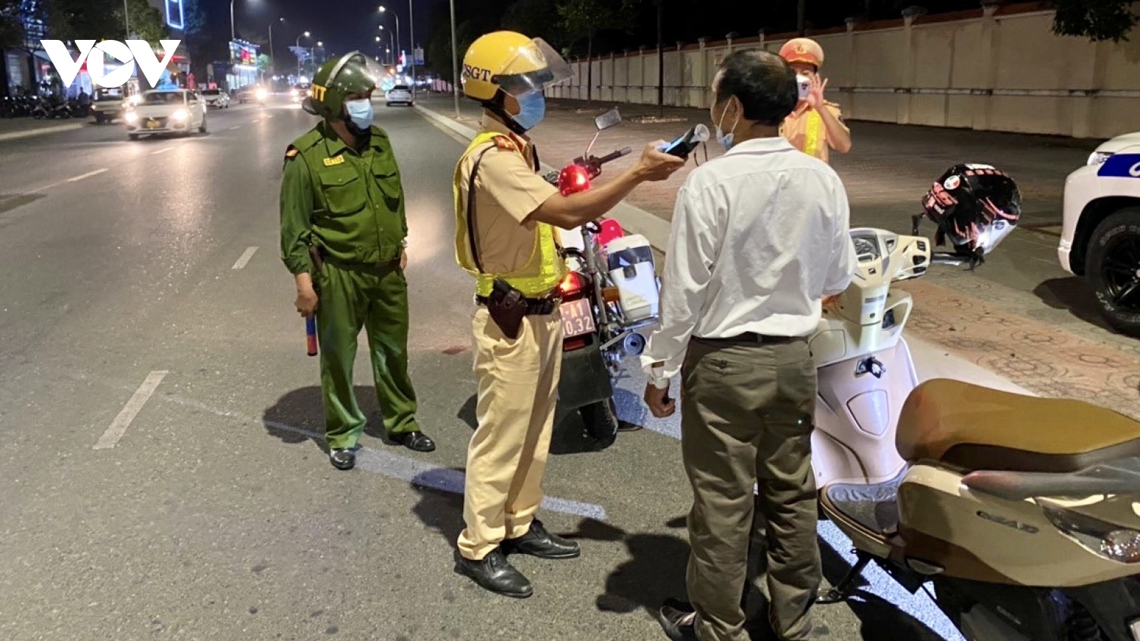 Bà Rịa nghiêm cấm công chức can thiệp công tác xử lý an toàn giao thông