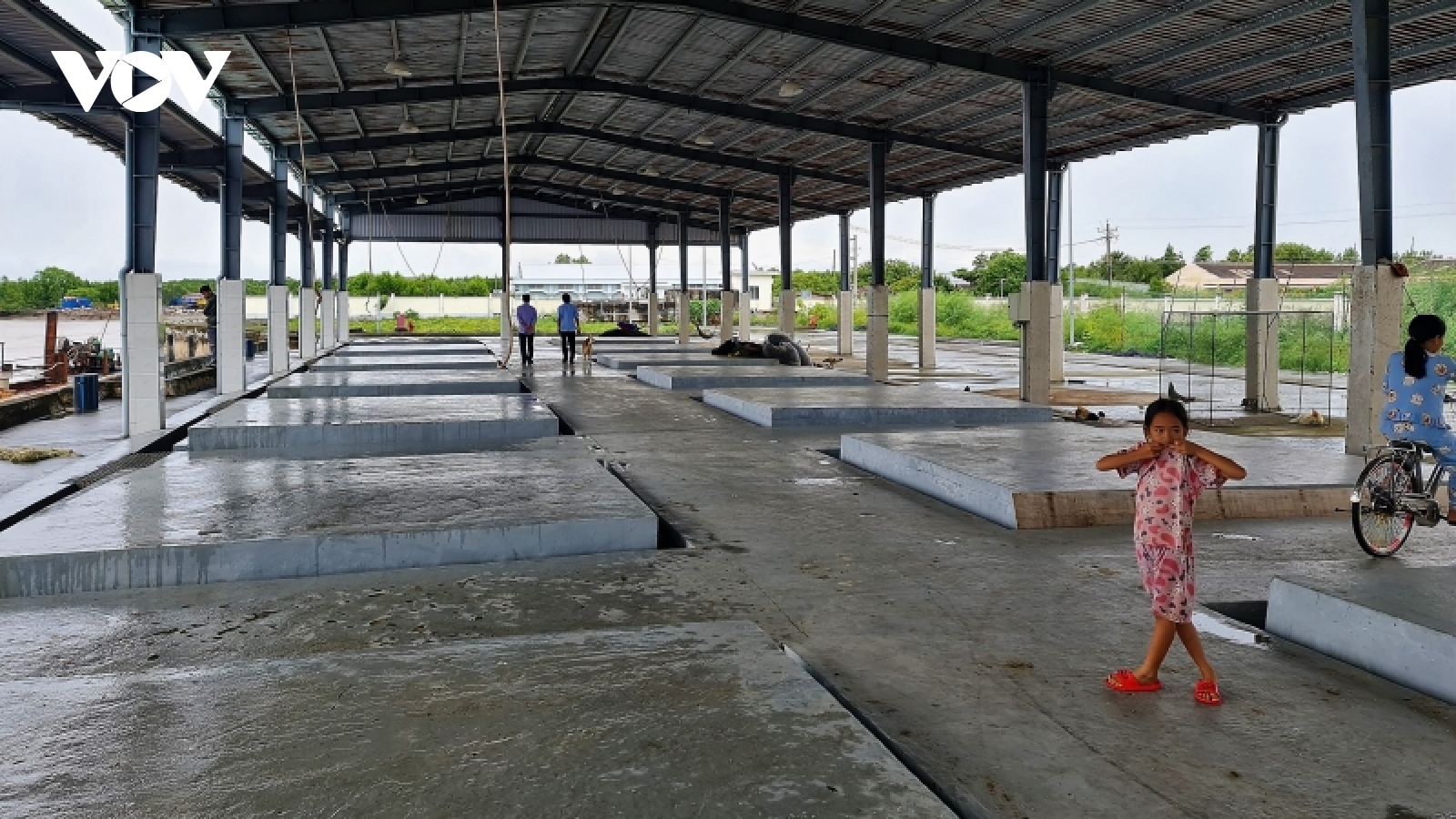 Người dân Cà Mau ngóng trông bến cá hơn 70 tỷ đồng