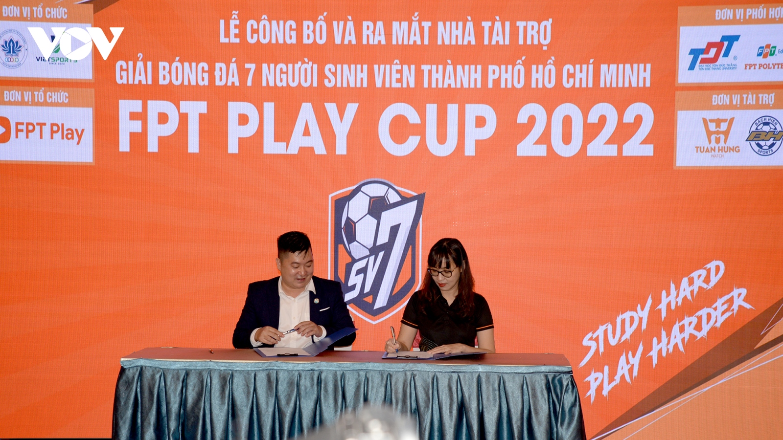 Lần đầu tiên tổ chức giải đấu bóng đá sân 7 dành cho sinh viên tại TP.HCM