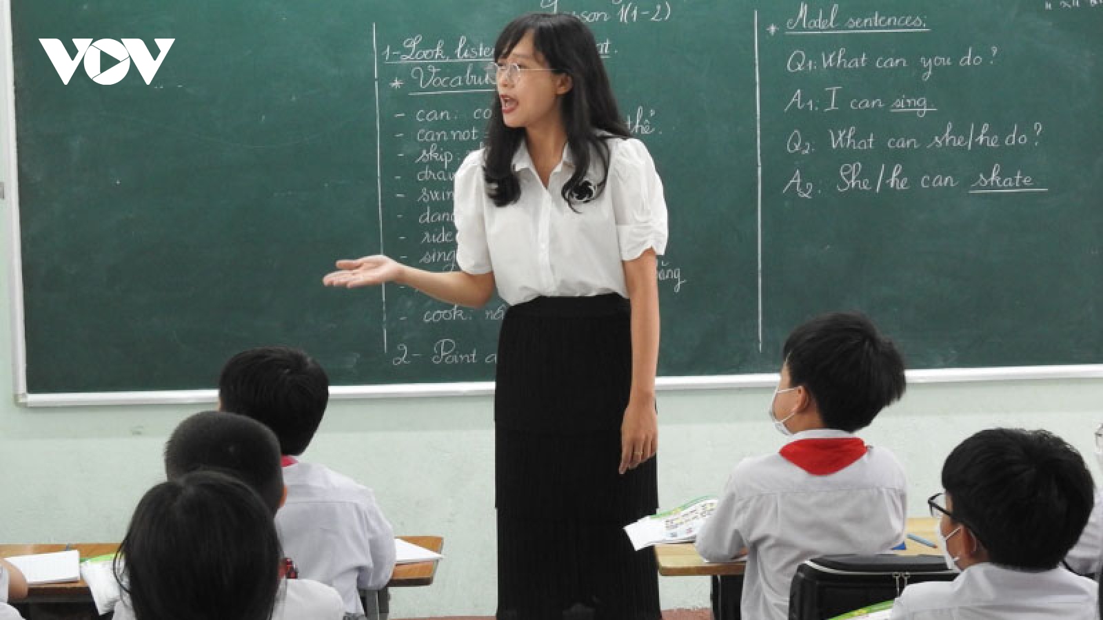 Nhiều giải pháp khắc phục tình trạng thiếu giáo viên ở địa phương