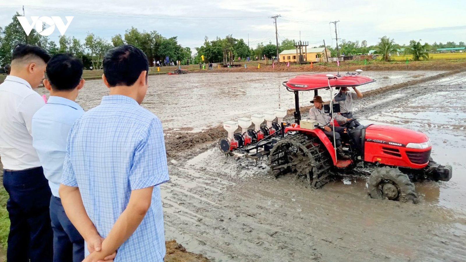 Cơ giới hóa giúp nâng cao giá trị nông sản vùng ĐBSCL