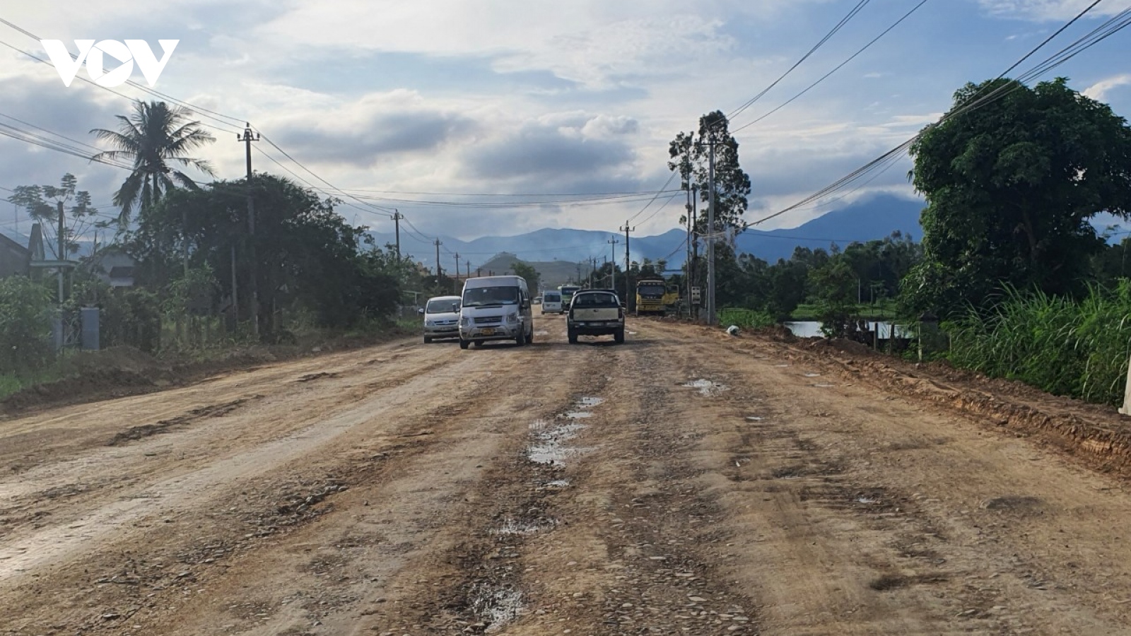 Đề nghị khẩn trương khắc phục hư hỏng Quốc lộ 19 qua tỉnh Bình Định