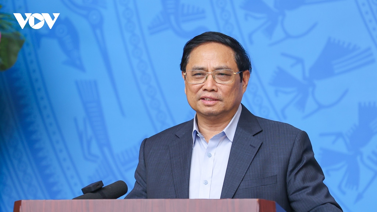 Thủ tướng yêu cầu đẩy mạnh tiêm chủng vaccine phòng Covid-19